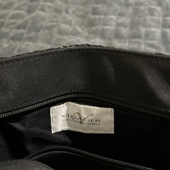 Villager A Liz Claiborne Company Black Crochet‎ Shoulder Bag - Picture 3 of 8